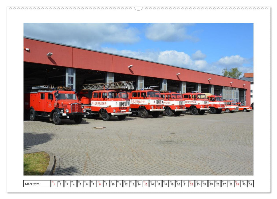 Einsatzfahrzeuge der DDR (CALVENDO Wandkalender 2026)