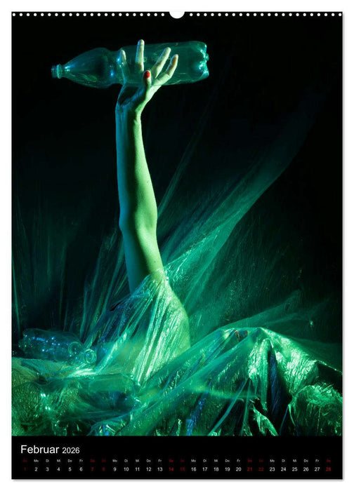 Plastik im Ozean (CALVENDO Premium Wandkalender 2026)