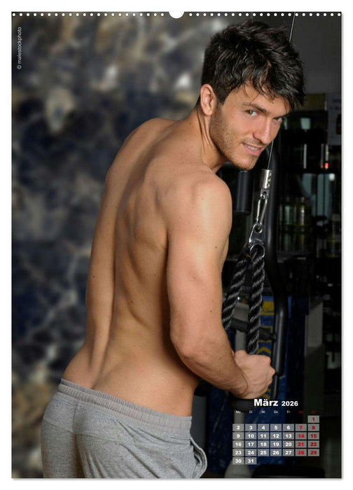 Nachts im Fitness (CALVENDO Premium Wandkalender 2026)