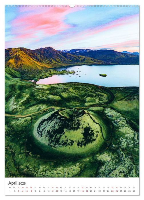 Ein Roadtrip durch Island (CALVENDO Premium Wandkalender 2026)