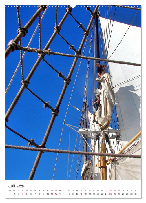 Unter weißen Segeln - Mit einem Dreimaster auf der Ostsee (CALVENDO Premium Wandkalender 2026)