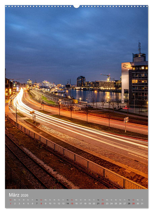 Kiel im Dunkeln. (CALVENDO Premium Wandkalender 2026)