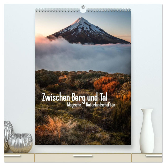 Zwischen Berg und Tal (CALVENDO Premium Wandkalender 2026)