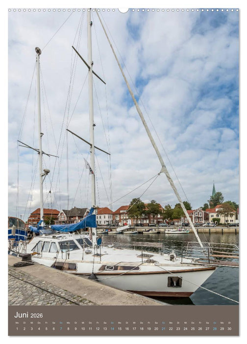 LÜBECKER BUCHT Historische Orte und Strandidylle (CALVENDO Premium Wandkalender 2026)