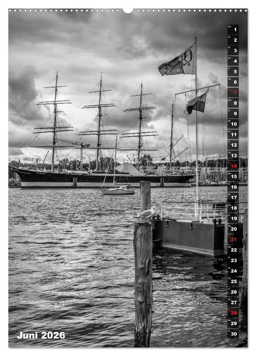 LÜBECK Monochrome Momente (CALVENDO Wandkalender 2026)