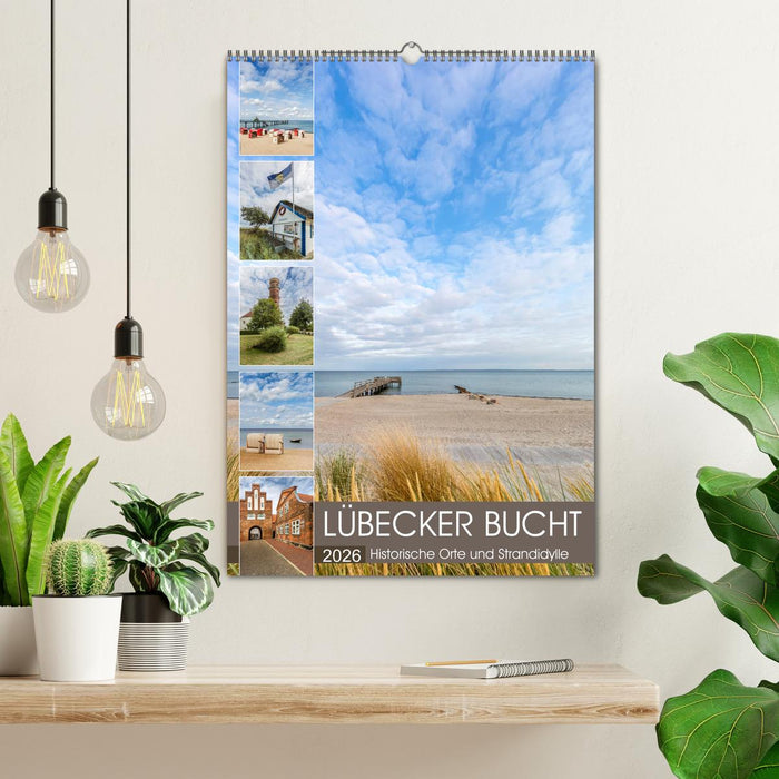 LÜBECKER BUCHT Historische Orte und Strandidylle (CALVENDO Wandkalender 2026)