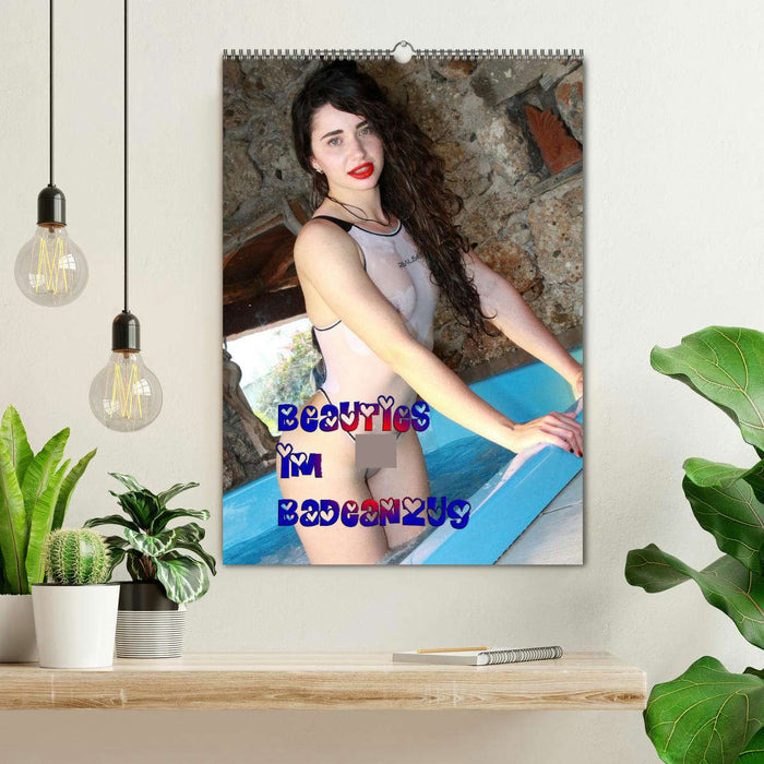 Beauties im Badeanzug (CALVENDO Wandkalender 2026)