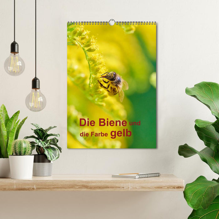 Die Biene und die Farbe gelb (CALVENDO Wandkalender 2026)