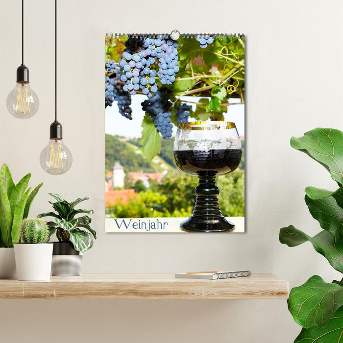Weinjahr (CALVENDO Wandkalender 2026)