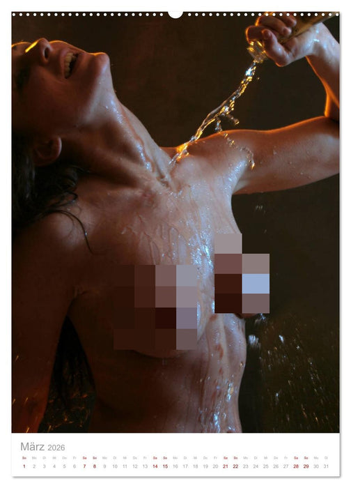 Perlenglanz - Wassertropfen auf nackter Haut (CALVENDO Premium Wandkalender 2026)