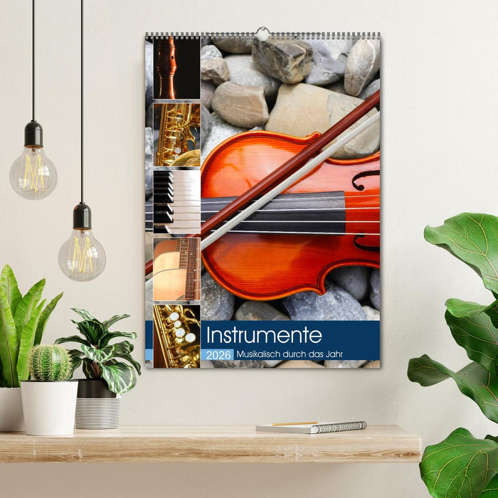 Instrumente - Musikalisch durch das Jahr (CALVENDO Wandkalender 2026)