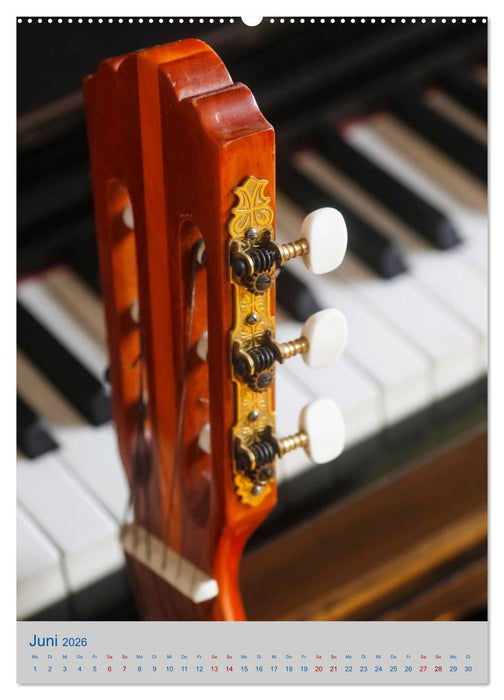 Instrumente - Musikalisch durch das Jahr (CALVENDO Wandkalender 2026)