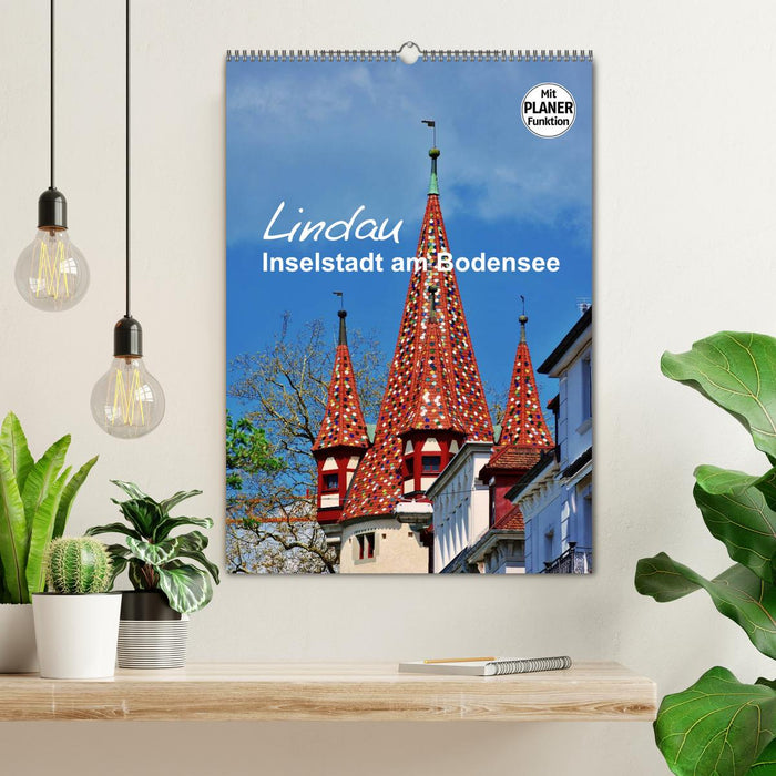 Lindau - Inselstadt am Bodensee (CALVENDO Wandkalender 2026)