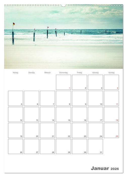 Strandbilder - Künstlerische Impressionen von der Nordsee (CALVENDO Wandkalender 2026)
