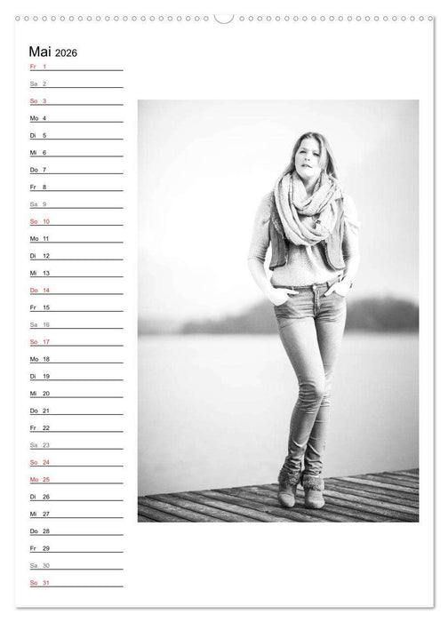 Mode in schwarz und weiß (CALVENDO Wandkalender 2026)