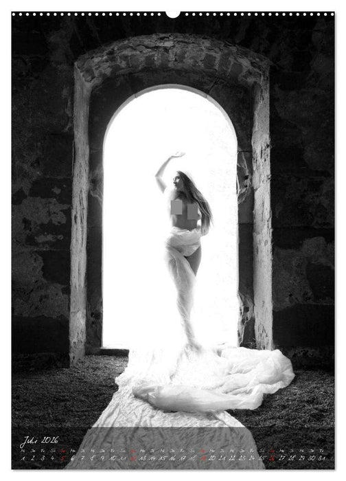 Die nackte Tür - Outdoor Aktfotografie in schwarzweiß (CALVENDO Premium Wandkalender 2026)