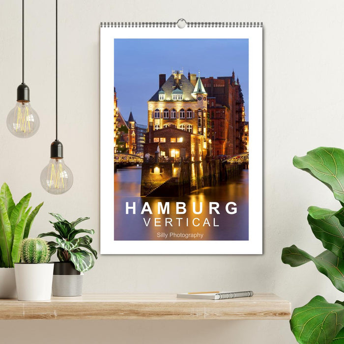 Hamburg Vertical (CALVENDO Wandkalender 2026)