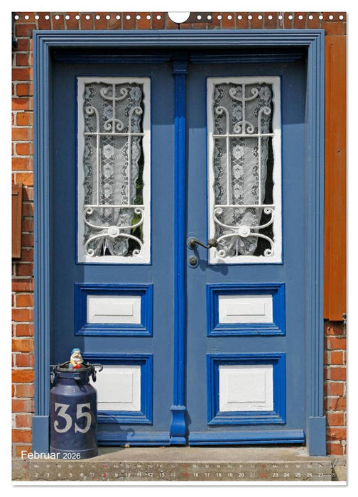 Türen aus Fischland-Darß (CALVENDO Wandkalender 2026)