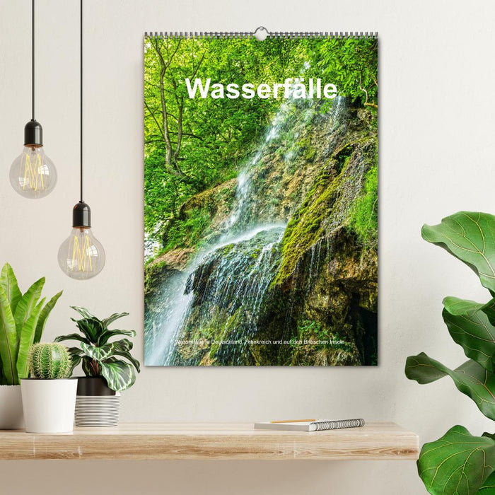 Wasserfälle in Deutschland, Frankreich und auf den Britischen Inseln (CALVENDO Wandkalender 2026)
