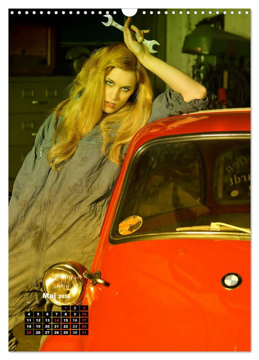 Die Isetta trifft Modells Ein Rollermobil zum Knutschen (CALVENDO Wandkalender 2026)