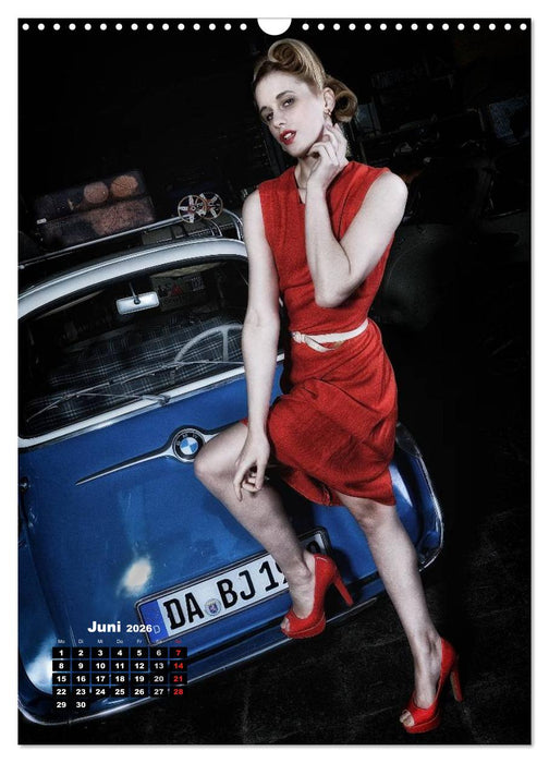 Die Isetta trifft Modells Ein Rollermobil zum Knutschen (CALVENDO Wandkalender 2026)