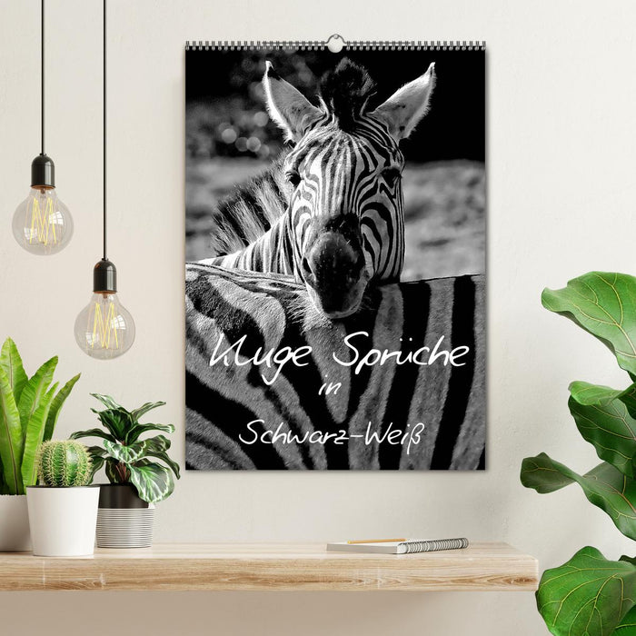 Kluge Sprüche in Schwarz-Weiß (CALVENDO Wandkalender 2026)