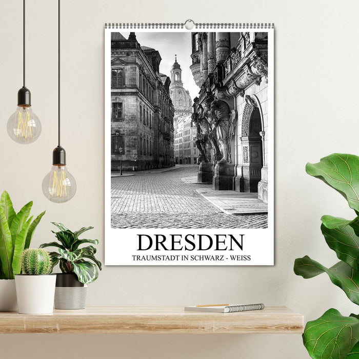Dresden Traumstadt in Schwarz-Weiß (CALVENDO Wandkalender 2026)