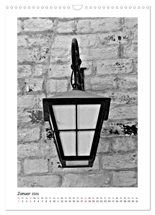 Straßenlaternen Monochrom (CALVENDO Wandkalender 2026)