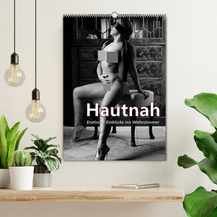 Hautnah - Erotische Einblicke ins Wohnzimmer (CALVENDO Wandkalender 2026)