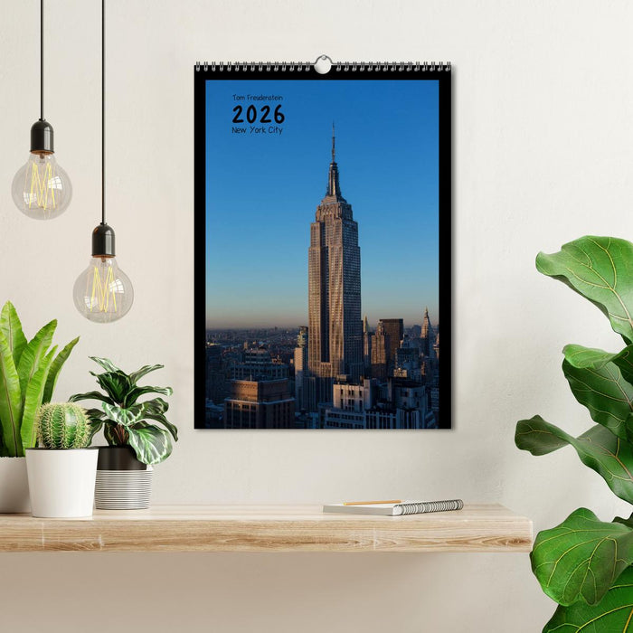 Vertical New York (CALVENDO Wandkalender 2026)