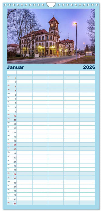 Chemnitz zur blauen Stunde (CALVENDO Familienplaner 2026)