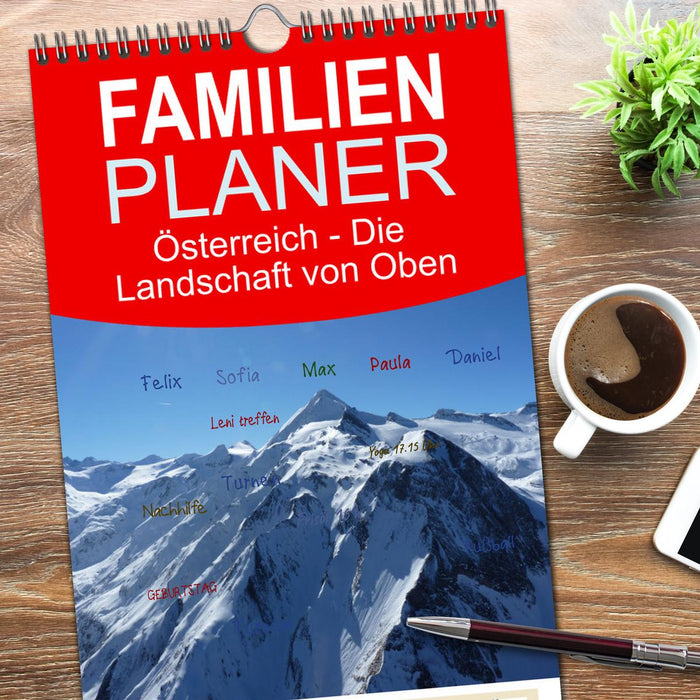 Österreich - Die Landschaft von Oben (CALVENDO Familienplaner 2026)
