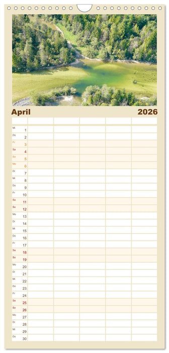 Österreich - Die Landschaft von Oben (CALVENDO Familienplaner 2026)