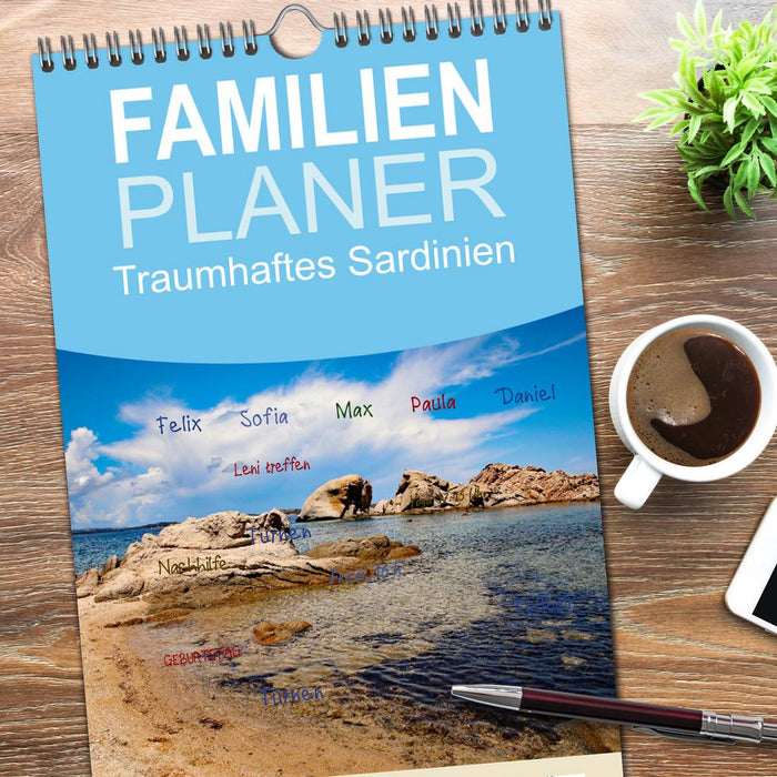 Traumhaftes Sardinien (CALVENDO Familienplaner 2026)