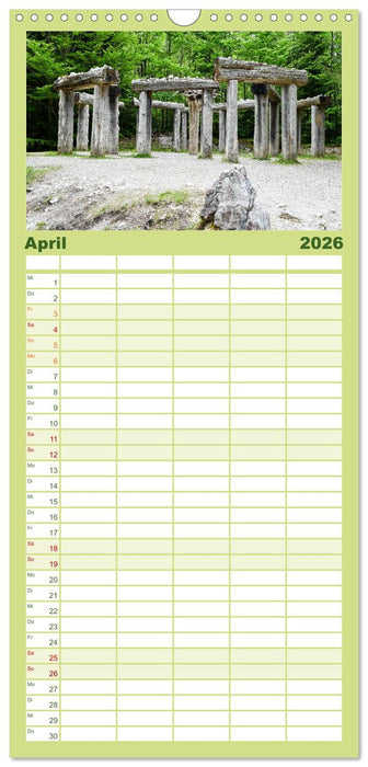 Alpenwelten-Zwischen Wetterstein und Karwendel (CALVENDO Familienplaner 2026)