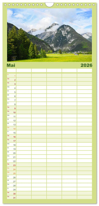 Alpenwelten-Zwischen Wetterstein und Karwendel (CALVENDO Familienplaner 2026)