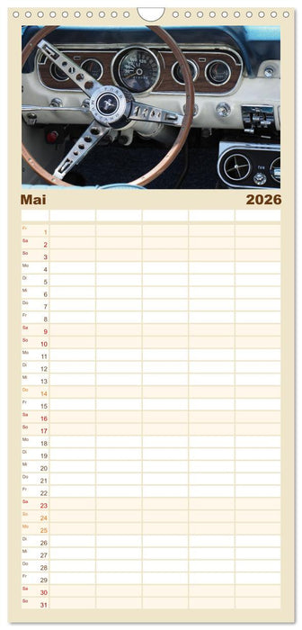 Klassische Armaturenbretter (CALVENDO Familienplaner 2026)