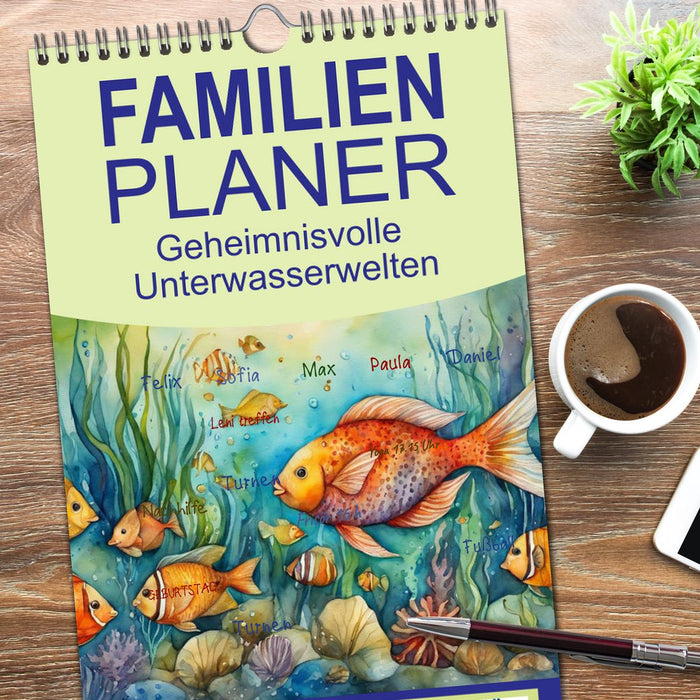 Geheimnisvolle Unterwasserwelten (CALVENDO Familienplaner 2026)