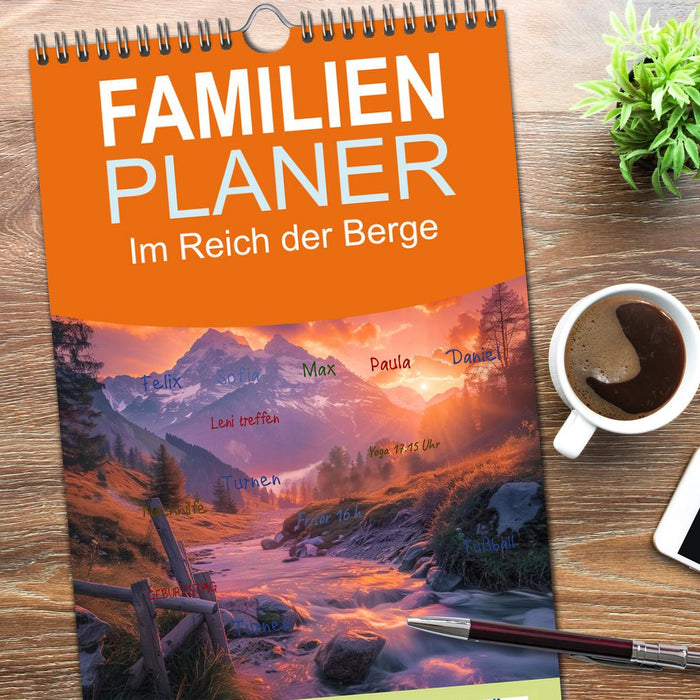 Im Reich der Berge (CALVENDO Familienplaner 2026)