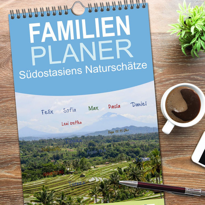 Südostasiens Naturschätze (CALVENDO Familienplaner 2026)
