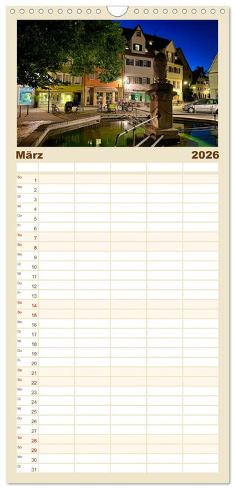 Esslingen zwischen Tag und Nacht (CALVENDO Familienplaner 2026)