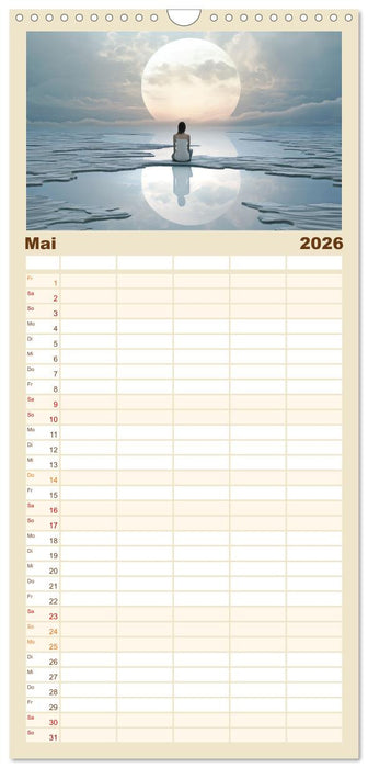 Meditation und weiter Horizont (CALVENDO Familienplaner 2026)