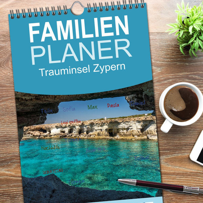 Trauminsel Zypern (CALVENDO Familienplaner 2026)