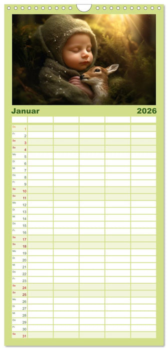 Kleine Schlummerparade: Babys und ihre kuscheligen Tierfreunde (CALVENDO Familienplaner 2026)