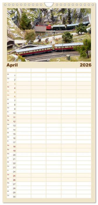 Bahn-Nostalgie im Modell (CALVENDO Familienplaner 2026)