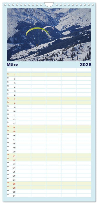 Gleitschirmfliegen in den Tuxer Alpen (CALVENDO Familienplaner 2026)