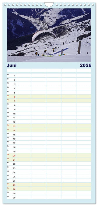Gleitschirmfliegen in den Tuxer Alpen (CALVENDO Familienplaner 2026)