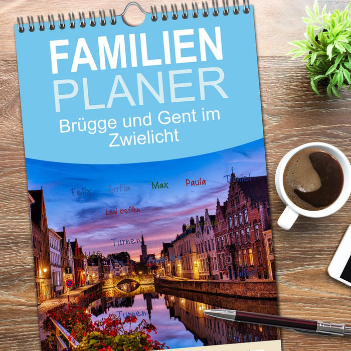 Brügge und Gent im Zwielicht (CALVENDO Familienplaner 2026)