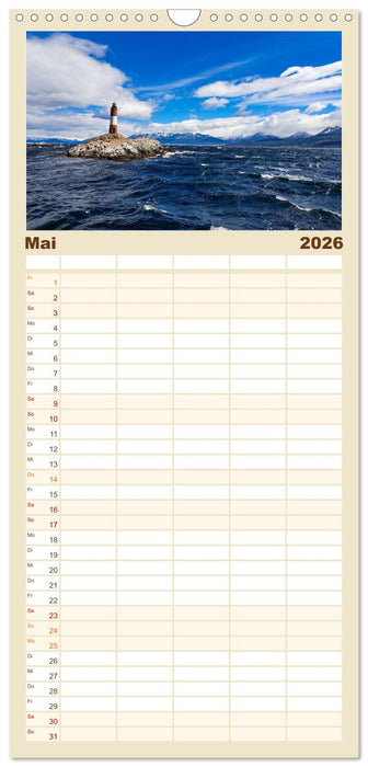 Entdecke Südamerika: Monat für Monat (CALVENDO Familienplaner 2026)