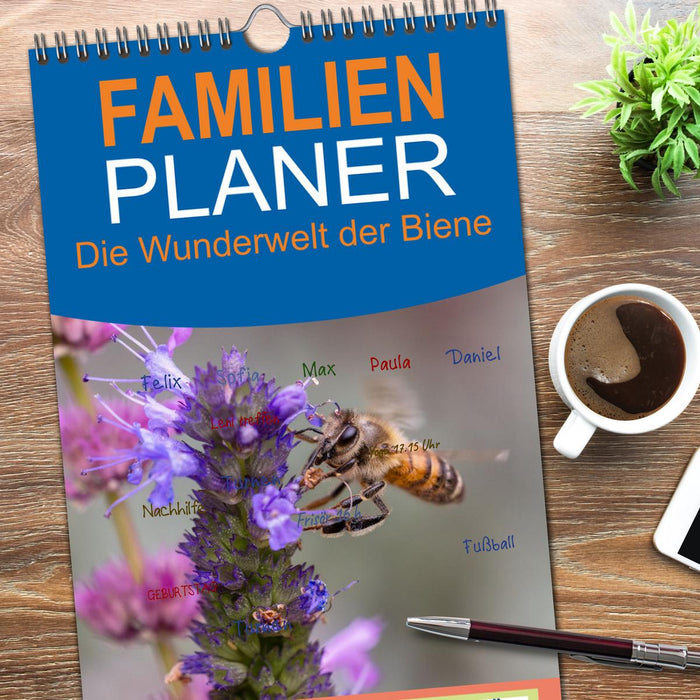 Die Wunderwelt der Biene (CALVENDO Familienplaner 2026)